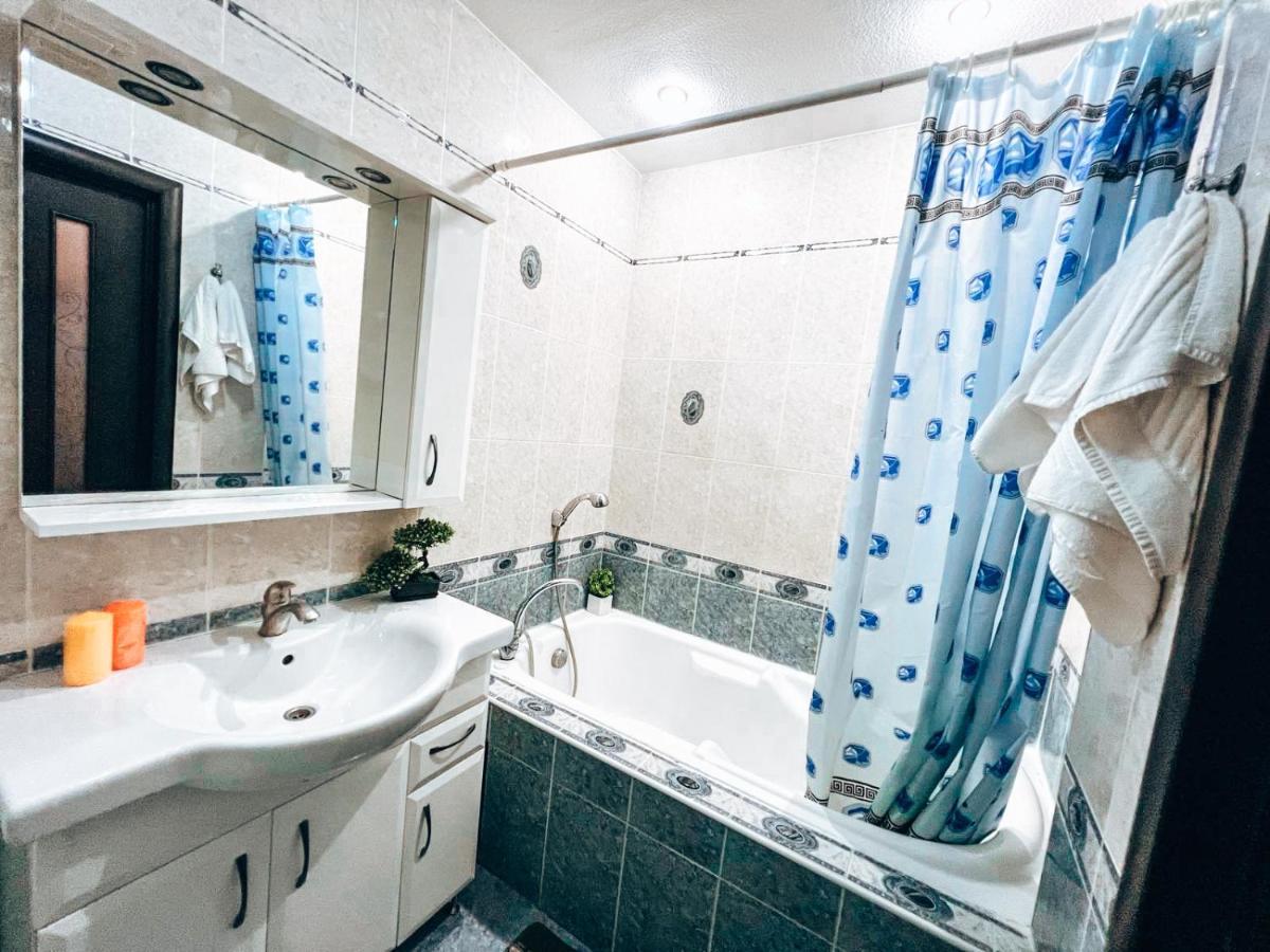 Квартира В Центре Крещатика Kiev Eksteriør billede